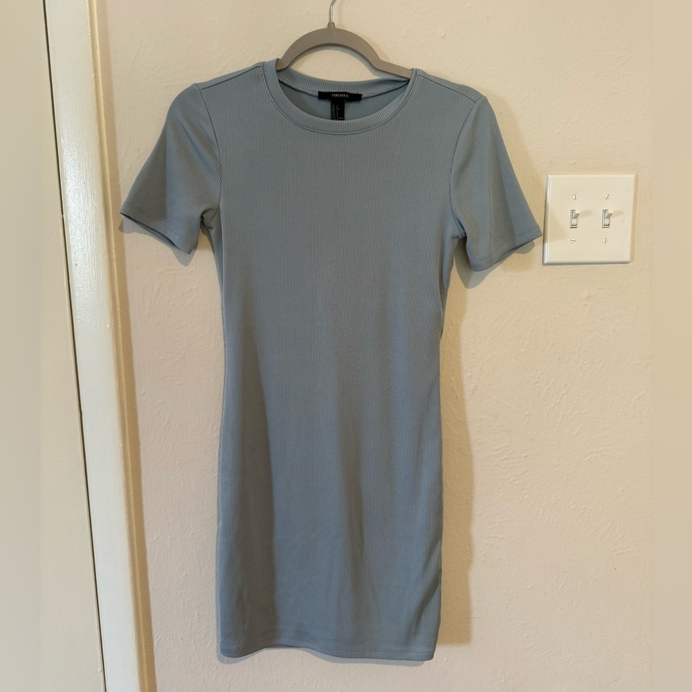 Women’s bodycon / t-shirt dress, size small